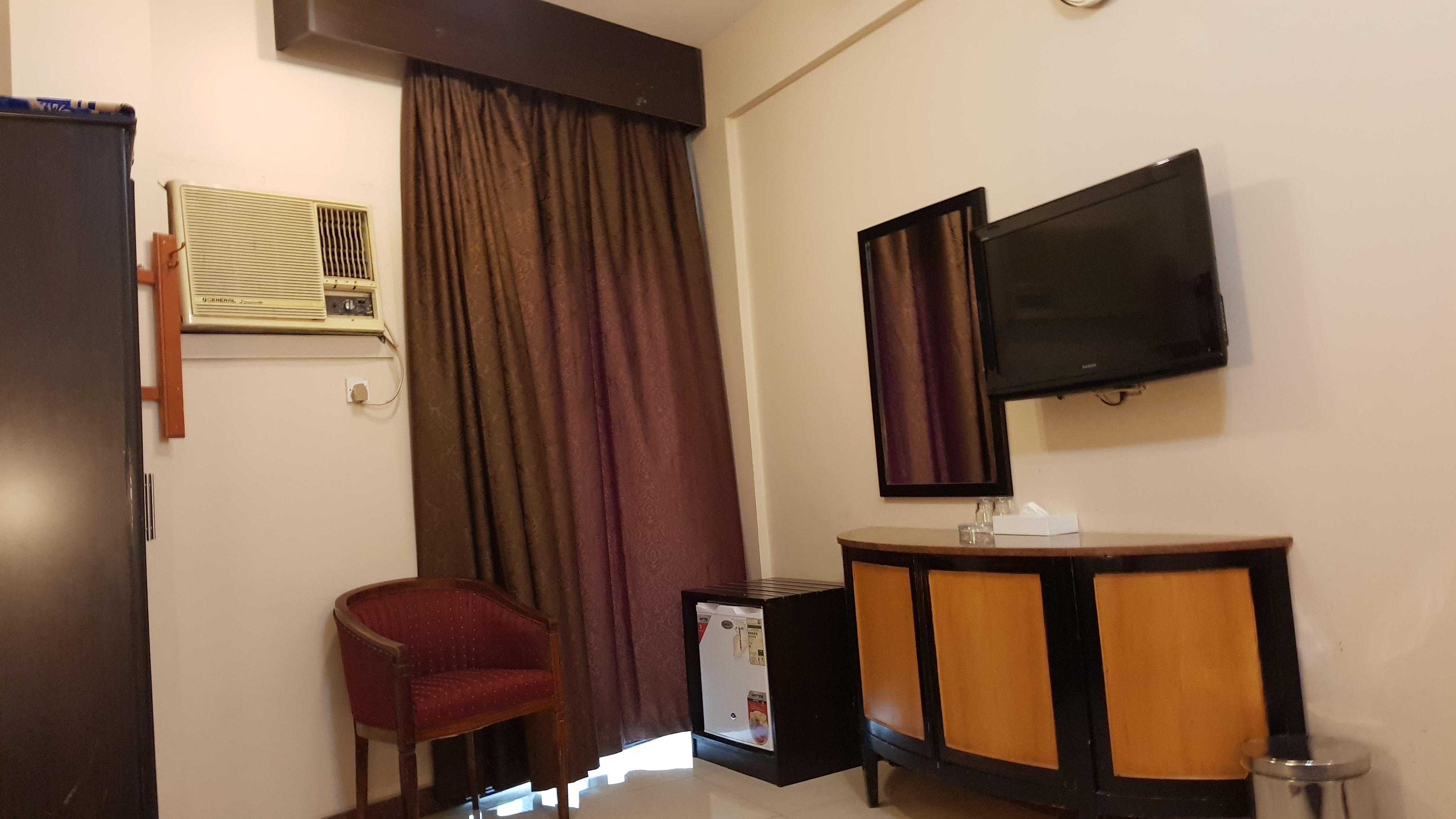 Oyo 491 Rahab Hotel Dubai Esterno foto